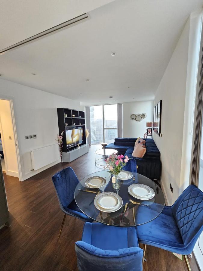 2 Bed Luxurious Apartments Canary Wharf لندن المظهر الخارجي الصورة